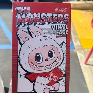 Labubu Coca Cola The Monsters Vinal Face - Surprise Shake